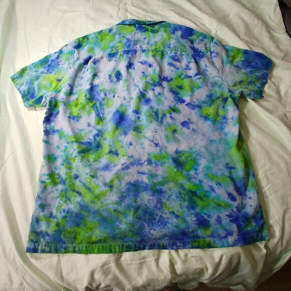 Tie Dyed Blue & Green !00% silk shirt - Picture 2 of 9